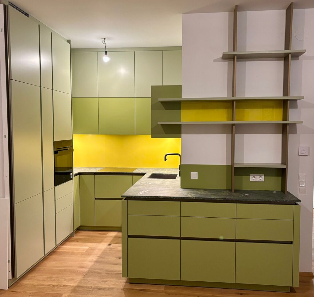 Montage für Tischlerei und Küchenstudio Ferdinand Kittinger GesmbH (Oktober 2025)